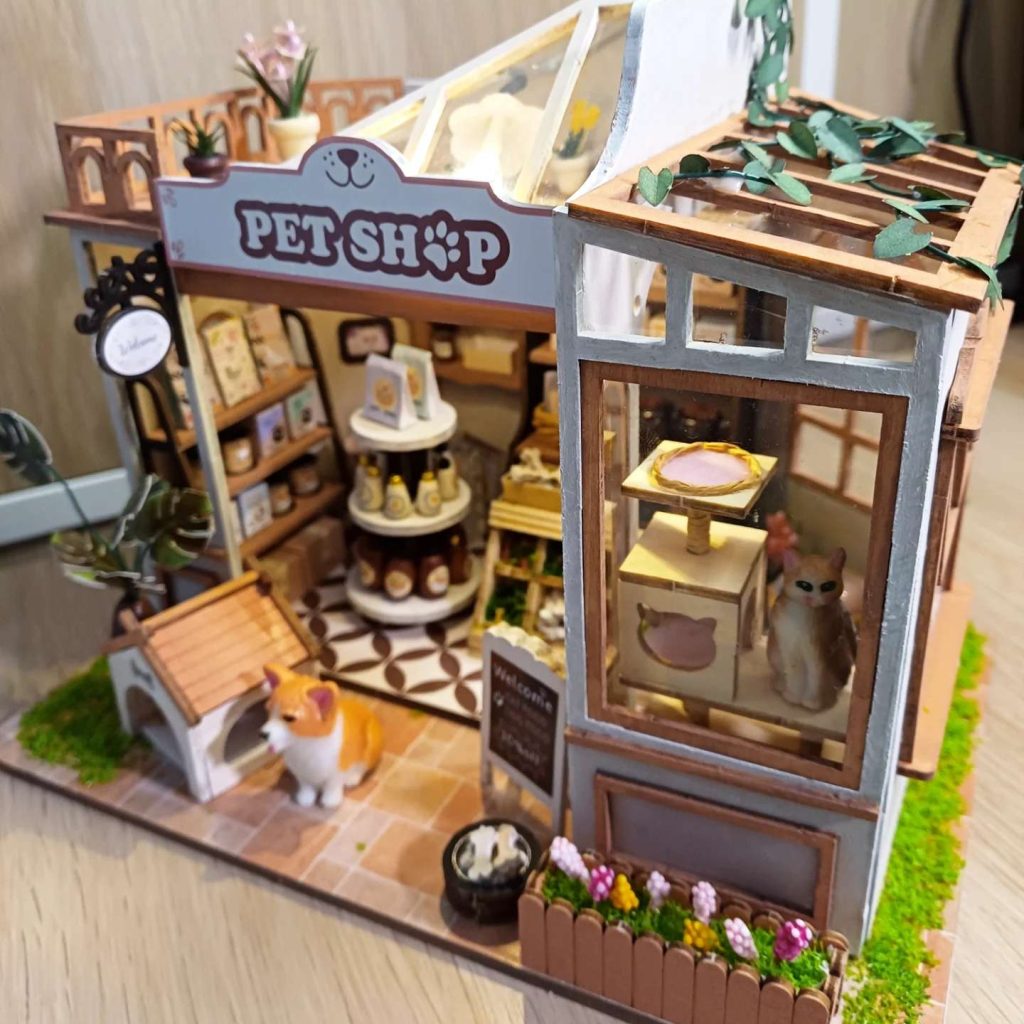 Pet Shop Front